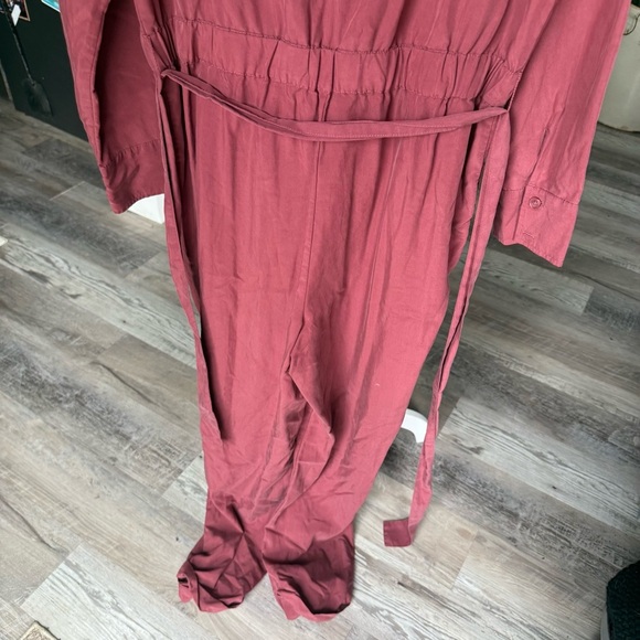Express Women's Red Utility Button Down Belted Jumpsuit Size Medium - Picture 8 of 9